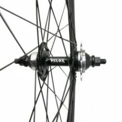 Marque Roue Route - Fixie - Piste P2R 30Mm Noir Arriere Double Filetage Avec Pignon 16Dts -Shimano Solde roue route fixie piste p2r 30mm noir arriere double filetage avec pignon 16dts 2